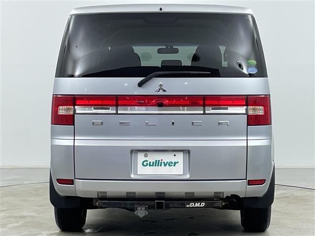 デリカD:5 M 社外ナビ 左側パワースライドドア 横滑り防止装置 社外ETC 社外フロアマット 社外ヒッチメンバー HIDヘッドライト オートライト スチール冬タイヤ積込 スマートキー スペアキー(5枚目)