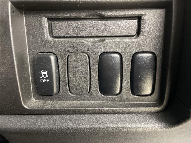 デリカD:5 M 社外ナビ 左側パワースライドドア 横滑り防止装置 社外ETC 社外フロアマット 社外ヒッチメンバー HIDヘッドライト オートライト スチール冬タイヤ積込 スマートキー スペアキー(29枚目)