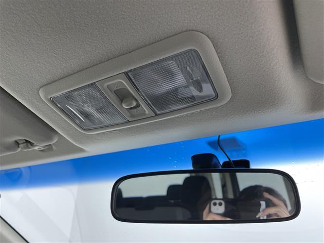 デリカD:5 M 社外ナビ 左側パワースライドドア 横滑り防止装置 社外ETC 社外フロアマット 社外ヒッチメンバー HIDヘッドライト オートライト スチール冬タイヤ積込 スマートキー スペアキー(32枚目)