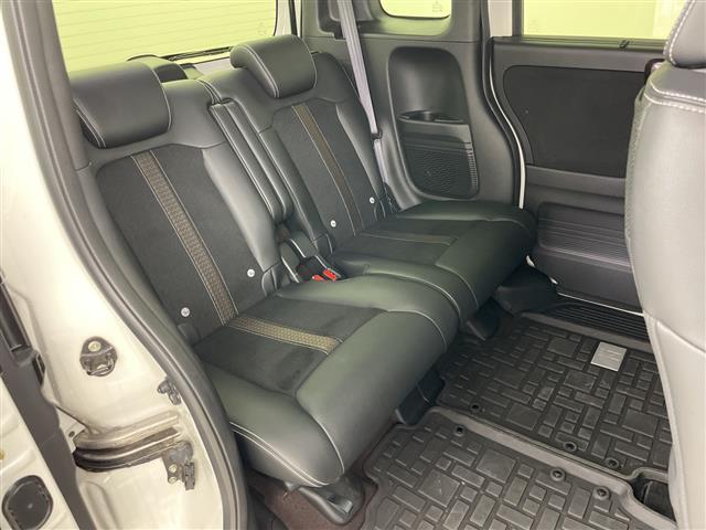 N-BOXカスタム G・Lターボホンダセンシング 純正ナビ&CD&DVD&SD&BT&TV バックカメラ 両側パワースライドドア ホンダセンシング レーダークルーズコントロール 前席シートヒーター 純正ドライブレコーダー コーナーセンサー(11枚目)