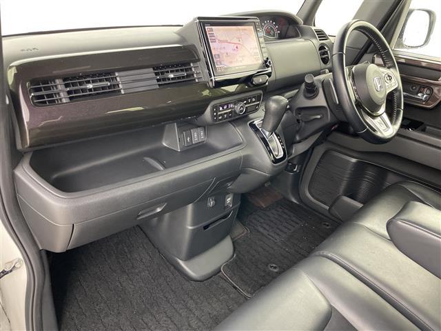 N-BOXカスタム G・Lターボホンダセンシング 純正ナビ&CD&DVD&SD&BT&TV バックカメラ 両側パワースライドドア ホンダセンシング レーダークルーズコントロール 前席シートヒーター 純正ドライブレコーダー コーナーセンサー(12枚目)