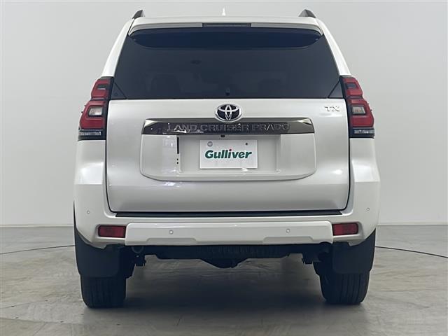 ランドクルーザープラド TX Lパッケージ・ブラックエディション スマートキー&プッシュスタート/寒冷地仕様/純正ナビ(TV/BT/AppleCarPlay/AndroidAuto)/全方位カメラ/リアスポイラー/革シート/前席パワーシート&シートヒーター/クルコン(5枚目)