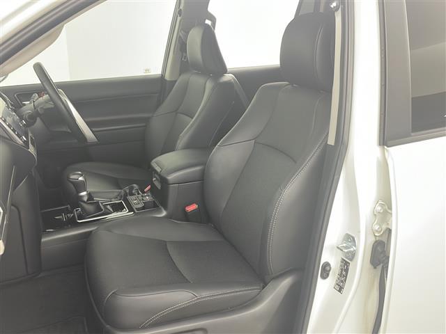 ランドクルーザープラド TX Lパッケージ・ブラックエディション スマートキー&プッシュスタート/寒冷地仕様/純正ナビ(TV/BT/AppleCarPlay/AndroidAuto)/全方位カメラ/リアスポイラー/革シート/前席パワーシート&シートヒーター/クルコン(13枚目)