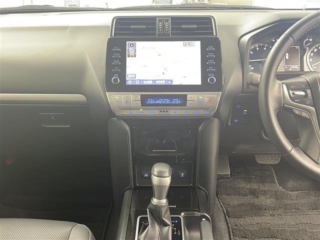 ランドクルーザープラド TX Lパッケージ・ブラックエディション スマートキー&プッシュスタート/寒冷地仕様/純正ナビ(TV/BT/AppleCarPlay/AndroidAuto)/全方位カメラ/リアスポイラー/革シート/前席パワーシート&シートヒーター/クルコン(23枚目)