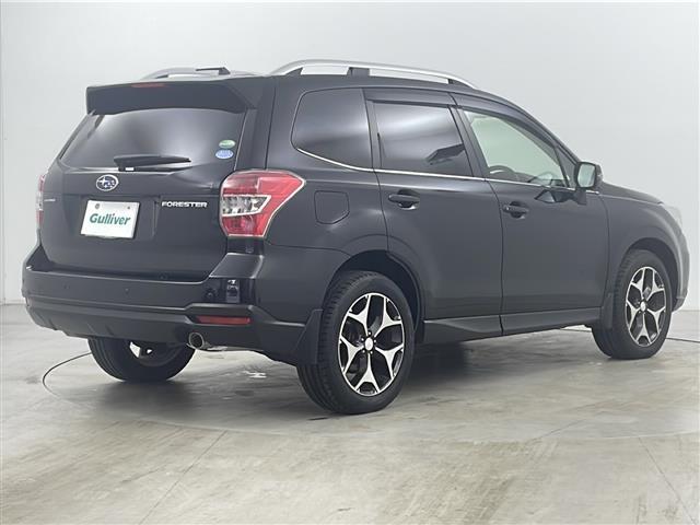 フォレスター ２．０ｉ－Ｓ　アイサイト　スマートキー＆プッシュスタート／社外ナビ（ＴＶ／ＢＴ／ＤＶＤ／ＣＤ）／バックカメラ／アイサイト／レザーシート／前席パワーシート＆シートヒーター／アイドリングストップ／パワーバックドア（3枚目）