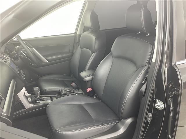 フォレスター ２．０ｉ－Ｓ　アイサイト　スマートキー＆プッシュスタート／社外ナビ（ＴＶ／ＢＴ／ＤＶＤ／ＣＤ）／バックカメラ／アイサイト／レザーシート／前席パワーシート＆シートヒーター／アイドリングストップ／パワーバックドア（13枚目）