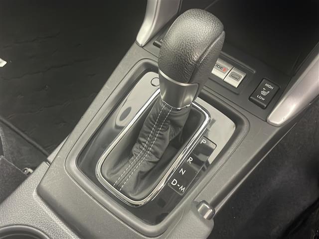 フォレスター ２．０ｉ－Ｓ　アイサイト　スマートキー＆プッシュスタート／社外ナビ（ＴＶ／ＢＴ／ＤＶＤ／ＣＤ）／バックカメラ／アイサイト／レザーシート／前席パワーシート＆シートヒーター／アイドリングストップ／パワーバックドア（26枚目）