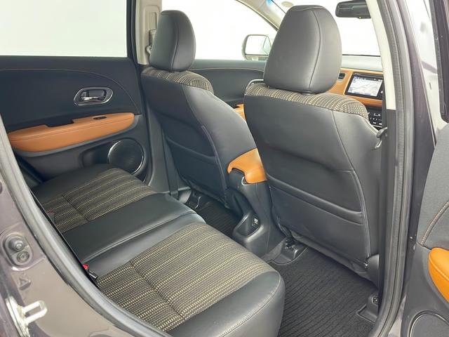 ヴェゼル ハイブリッドZ 純正ナビ(TV&CD&BT&USB&HDMI)・バックカメラ・クルーズコントロール・前席シートヒーター・ビルトインETC(20枚目)