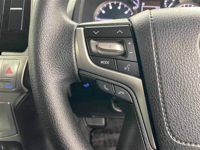 気になる車はすぐにお問い合わせください！画面右側の００６６から始まる無料ダイヤルからお問い合わせ下さい！専門スタッフがお車のご質問にお答えいたします！