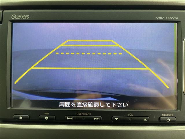 フリード Ｇ　ジャストセレクション　・４ＷＤ・ワンオーナー・寒冷地仕様・純正ナビ＆ＴＶ＆ＣＤ＆ＤＶＤ＆ＢＴ・片側パワースライドドア・バックカメラ・ビルトインＥＴＣ・ＨＩＤヘッドライト・オートライト・スマートキー・スペアキー（4枚目）