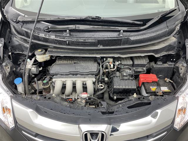 フリード Ｇ　ジャストセレクション　・４ＷＤ・ワンオーナー・寒冷地仕様・純正ナビ＆ＴＶ＆ＣＤ＆ＤＶＤ＆ＢＴ・片側パワースライドドア・バックカメラ・ビルトインＥＴＣ・ＨＩＤヘッドライト・オートライト・スマートキー・スペアキー（6枚目）