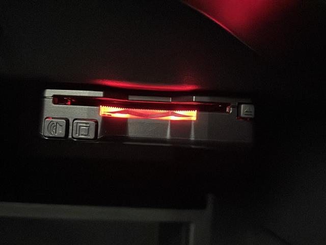 ノート ｅ－パワー　Ｘ　シーギア　純正ナビ＆ＣＤ＆ＤＶＤ＆ＳＤ＆ＵＳＢ＆ＢＴ＆ＴＶ＆ｉＰｏｄ　レーダークルーズコントロール　バックカメラ　全方位カメラ　横滑り防止装置　衝突被害軽減ブレーキ　ステアリングスイッチ　ＬＥＤヘッドライト（18枚目）