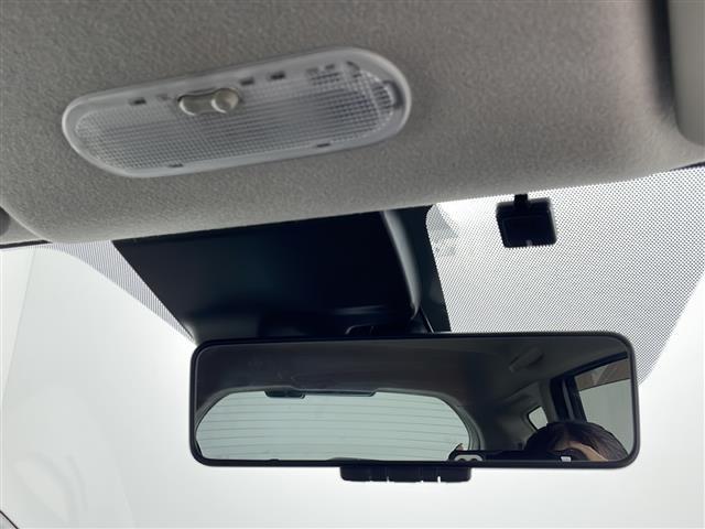 ノート ｅ－パワー　Ｘ　シーギア　純正ナビ＆ＣＤ＆ＤＶＤ＆ＳＤ＆ＵＳＢ＆ＢＴ＆ＴＶ＆ｉＰｏｄ　レーダークルーズコントロール　バックカメラ　全方位カメラ　横滑り防止装置　衝突被害軽減ブレーキ　ステアリングスイッチ　ＬＥＤヘッドライト（19枚目）