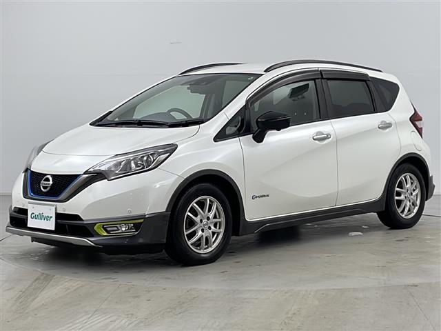 ノート ｅ－パワー　Ｘ　シーギア　純正ナビ＆ＣＤ＆ＤＶＤ＆ＳＤ＆ＵＳＢ＆ＢＴ＆ＴＶ＆ｉＰｏｄ　レーダークルーズコントロール　バックカメラ　全方位カメラ　横滑り防止装置　衝突被害軽減ブレーキ　ステアリングスイッチ　ＬＥＤヘッドライト（32枚目）