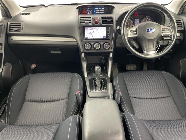 フォレスター ２．０ｉ－Ｌ　寒冷地仕様　　社外ナビ　　クルコン　　パドルシフト　　バックカメラ　　ステアリングスイッチ　　リモコンキー（2枚目）