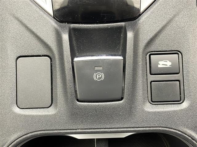 インプレッサスポーツ ２．０ｉ－Ｓアイサイト　４ＷＤ　純正ナビ　バックカメラ　アイサイト　アダプティブクルーズコントロール　・ブラインドスポットモニター　アイドリングストップ　パドルシフト　ドアミラーヒーター　前席パワーシート　オートライト（18枚目）