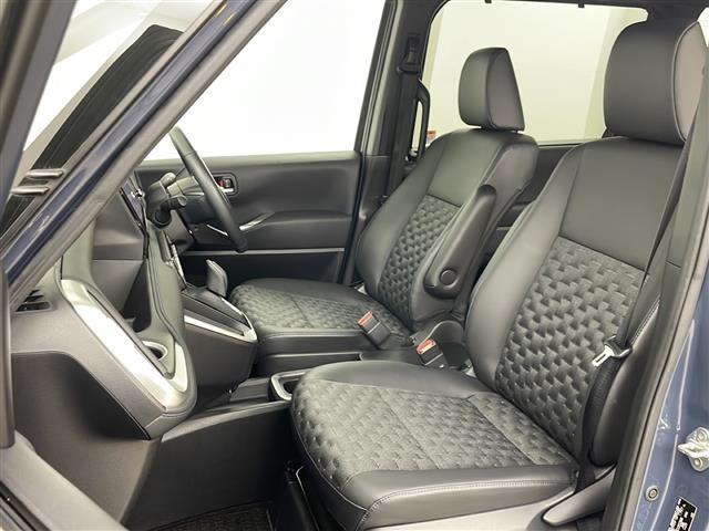 ヴォクシー ハイブリッドＳ－Ｚ　４ＷＤ　トヨタセーフティセンス　レーダークルーズコントロール　ブラインドスポットモニター　純正ナビ　全方位カメラ　両側パワスラ　純正フリップダウンモニター　ハーフレザーシート　前席シートヒーター（26枚目）