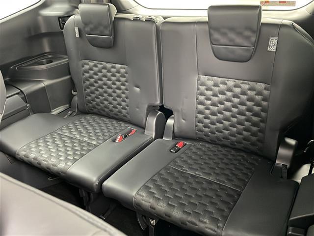 ヴォクシー ハイブリッドＳ－Ｚ　４ＷＤ　トヨタセーフティセンス　レーダークルーズコントロール　ブラインドスポットモニター　純正ナビ　全方位カメラ　両側パワスラ　純正フリップダウンモニター　ハーフレザーシート　前席シートヒーター（28枚目）