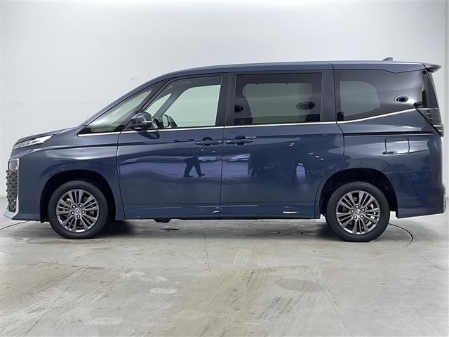 ヴォクシー ハイブリッドＳ－Ｚ　４ＷＤ　トヨタセーフティセンス　レーダークルーズコントロール　ブラインドスポットモニター　純正ナビ　全方位カメラ　両側パワスラ　純正フリップダウンモニター　ハーフレザーシート　前席シートヒーター（36枚目）