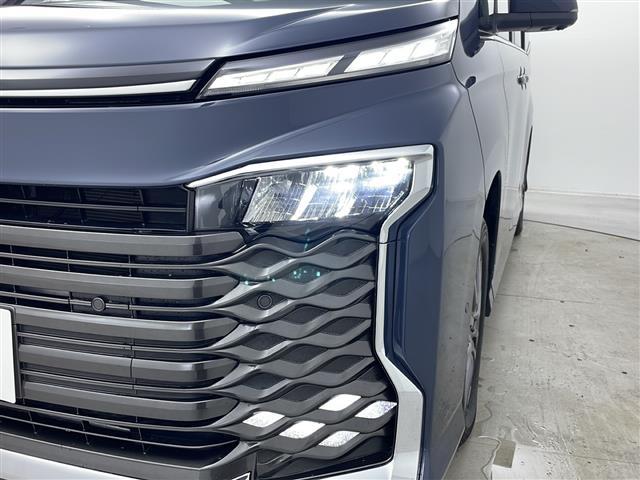 ヴォクシー ハイブリッドＳ－Ｚ　４ＷＤ　トヨタセーフティセンス　レーダークルーズコントロール　ブラインドスポットモニター　純正ナビ　全方位カメラ　両側パワスラ　純正フリップダウンモニター　ハーフレザーシート　前席シートヒーター（38枚目）