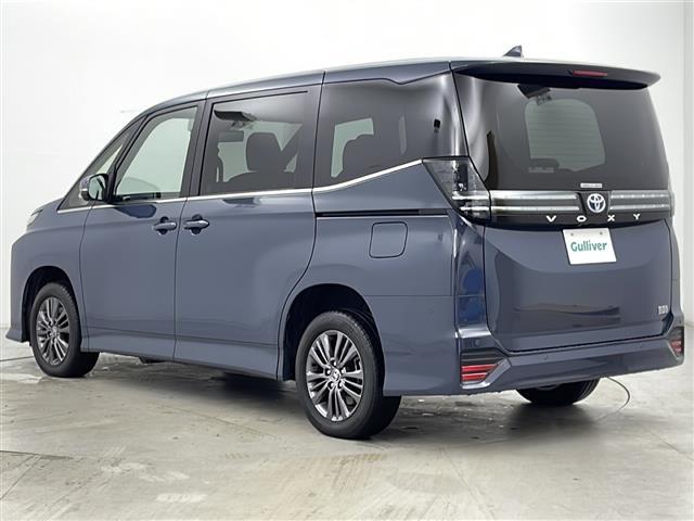 ヴォクシー ハイブリッドＳ－Ｚ　４ＷＤ　トヨタセーフティセンス　レーダークルーズコントロール　ブラインドスポットモニター　純正ナビ　全方位カメラ　両側パワスラ　純正フリップダウンモニター　ハーフレザーシート　前席シートヒーター（42枚目）