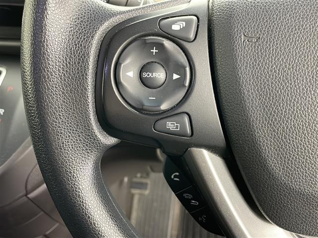 フリード Ｇ・ホンダセンシング　４ＷＤ　寒冷地　ホンダセンシング　アダプティブクルーズコントロール　横滑り防止装置　レーンキープアシスト　純正ナビ　バックカメラ　純正フリップダウンモニター　両側パワースライドドア　前席シートヒーター（10枚目）