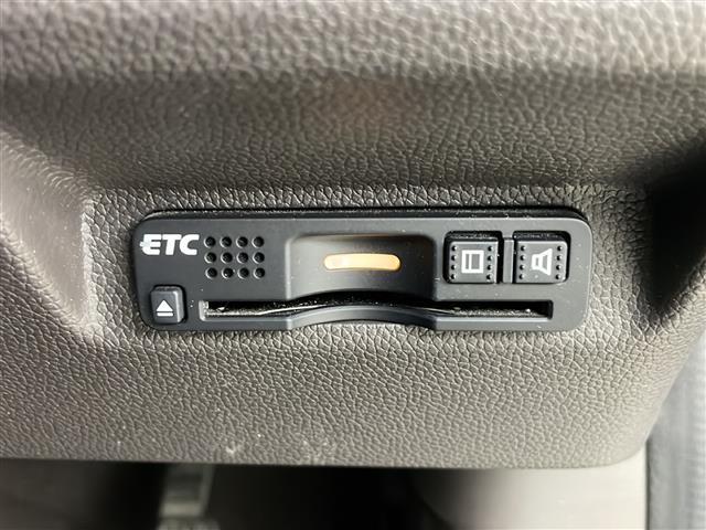 フリード Ｇ・ホンダセンシング　４ＷＤ　寒冷地　ホンダセンシング　アダプティブクルーズコントロール　横滑り防止装置　レーンキープアシスト　純正ナビ　バックカメラ　純正フリップダウンモニター　両側パワースライドドア　前席シートヒーター（16枚目）