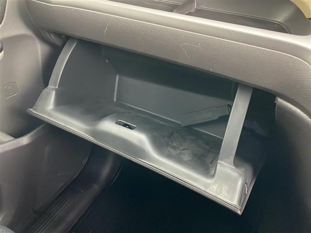 フリード Ｇ・ホンダセンシング　４ＷＤ　寒冷地　ホンダセンシング　アダプティブクルーズコントロール　横滑り防止装置　レーンキープアシスト　純正ナビ　バックカメラ　純正フリップダウンモニター　両側パワースライドドア　前席シートヒーター（18枚目）