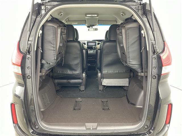 フリード Ｇ・ホンダセンシング　４ＷＤ　寒冷地　ホンダセンシング　アダプティブクルーズコントロール　横滑り防止装置　レーンキープアシスト　純正ナビ　バックカメラ　純正フリップダウンモニター　両側パワースライドドア　前席シートヒーター（29枚目）