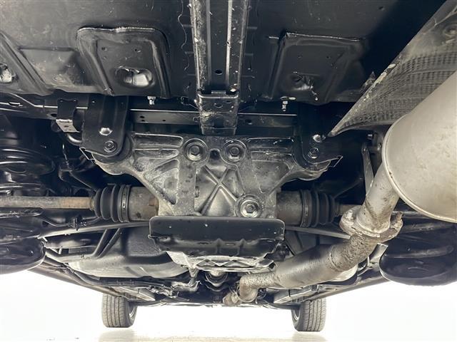 アイシス Ｌ　横滑り防止　スマートキー　プッシュスタート　社外ドライブレコーダー（7枚目）