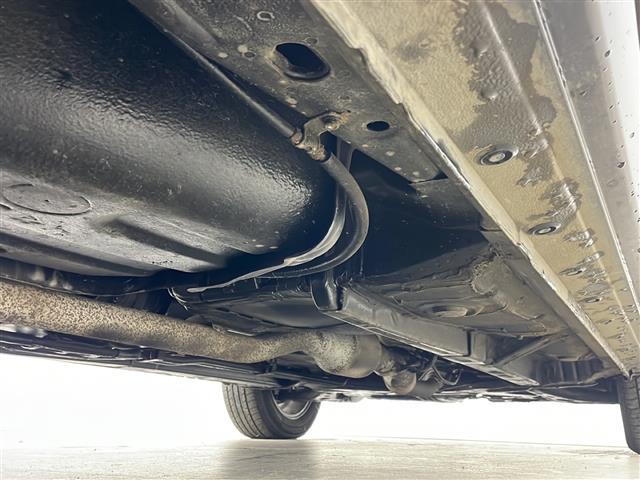 アイシス Ｌ　横滑り防止　スマートキー　プッシュスタート　社外ドライブレコーダー（8枚目）