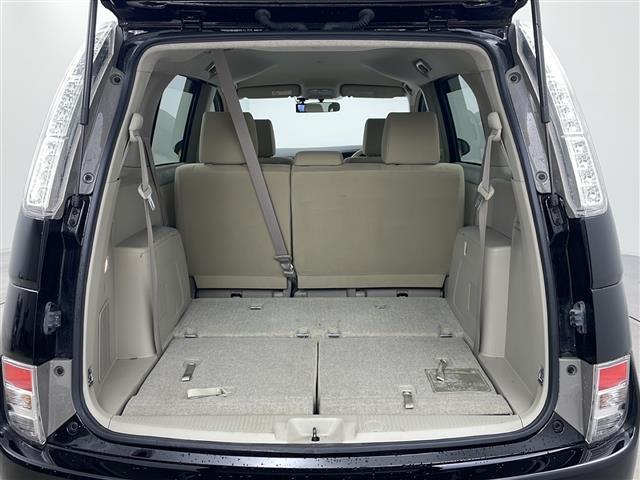 アイシス Ｌ　横滑り防止　スマートキー　プッシュスタート　社外ドライブレコーダー（31枚目）