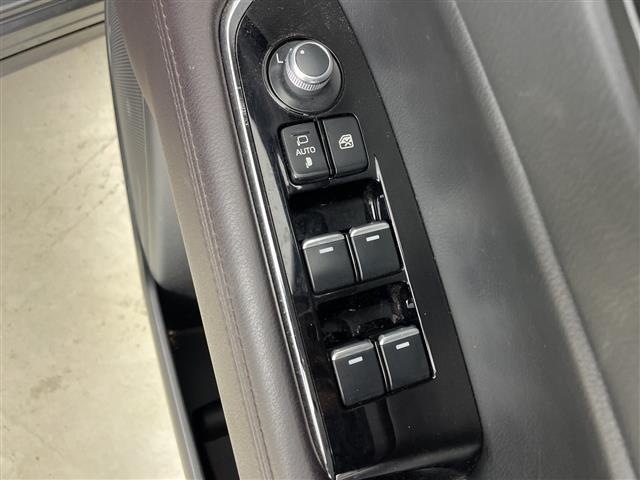 ＣＸ－８ ＸＤプロアクティブ　Ｓパッケージ　１オーナー純正ナビ＆ＢＴ＆ＤＶＤ＆ＣＤ＆ＡＵＸ＆ＵＳＢ＆ＴＶ　全方位カメラ　パワーバックドア　ｉ－ＡＣＴＩＶＥＳＥＮＳＥ　クルコン　ブラインドスポットモニター　純正前後ドラレコ　シートヒーター　ＥＴＣ（22枚目）