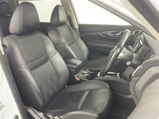 エクストレイル ２０Ｘ　エマージェンシーブレーキパッケージ　・パートタイム４ＷＤ・純正ナビ（ＣＤ／ＢＴ／フルセグＴＶ／ＳＤ／ＵＳＢ）・全方位カメラ・エマージェンシーブレーキ・シートヒーター（前席）・クルーズコントロール・ビルトインＥＴＣ・アイドリングストップ（22枚目）