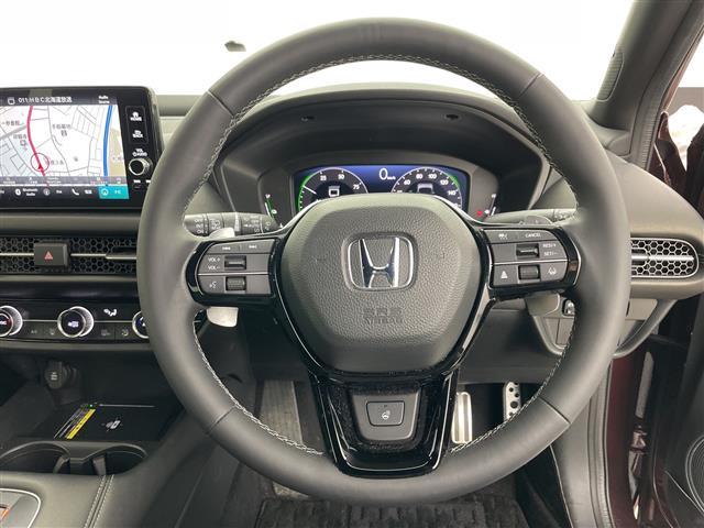 ＺＲ－Ｖ ｅ：ＨＥＶ　Ｚ特別仕様車ブラックスタイル　・４ＷＤ・寒冷地仕様・純正ナビ・ＢＯＳＥサウンド・全方位モニター・パワーバックドア・ホンダセンシング・レーダークルーズコントロール・ブラインドスポットモニター・前席パワーシート・前席シートヒーター（9枚目）