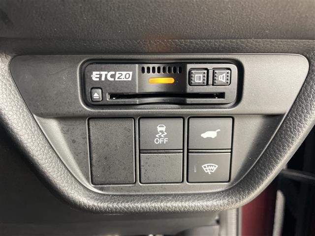 ＺＲ－Ｖ ｅ：ＨＥＶ　Ｚ特別仕様車ブラックスタイル　・４ＷＤ・寒冷地仕様・純正ナビ・ＢＯＳＥサウンド・全方位モニター・パワーバックドア・ホンダセンシング・レーダークルーズコントロール・ブラインドスポットモニター・前席パワーシート・前席シートヒーター（16枚目）