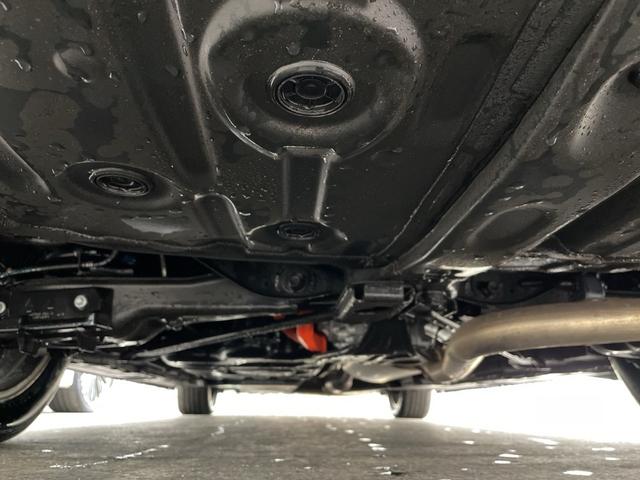 ヴェルファイアハイブリッド エグゼクティブラウンジ　・ワンオーナー・４ＷＤ・寒冷地仕様・ＪＢＬサウンドナビ・全方位モニター・モデリスタエアロ・パワーバックドア・両側パワースライドドア・ガラスルーフ・リアエンターテインメントシステム・純正フリップダウン（7枚目）