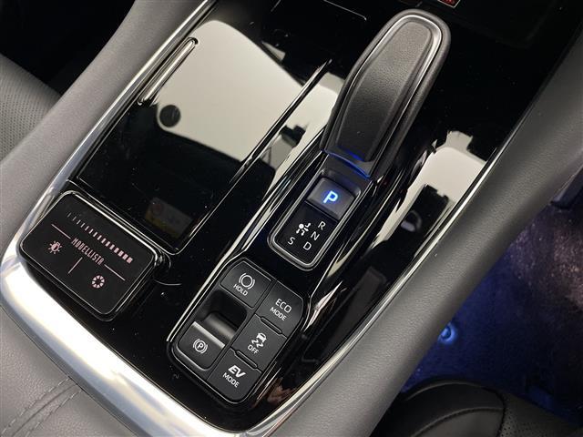 ヴェルファイアハイブリッド エグゼクティブラウンジ　・ワンオーナー・４ＷＤ・寒冷地仕様・ＪＢＬサウンドナビ・全方位モニター・モデリスタエアロ・パワーバックドア・両側パワースライドドア・ガラスルーフ・リアエンターテインメントシステム・純正フリップダウン（15枚目）