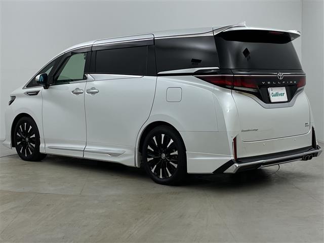 ヴェルファイアハイブリッド エグゼクティブラウンジ　・ワンオーナー・４ＷＤ・寒冷地仕様・ＪＢＬサウンドナビ・全方位モニター・モデリスタエアロ・パワーバックドア・両側パワースライドドア・ガラスルーフ・リアエンターテインメントシステム・純正フリップダウン（43枚目）