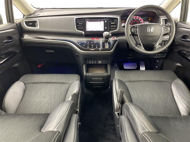 オデッセイ アブソルート・ＥＸ　・ワンオーナー・４ＷＤ・寒冷地仕様・純正ナビ・バックカメラ・両側パワースライドドア・クルーズコントロール・ブラインドスポットモニター・ハーフレザーシート・ドアミラーヒーター・ビルトインＥＴＣ（2枚目）