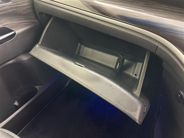 オデッセイ アブソルート・ＥＸ　・ワンオーナー・４ＷＤ・寒冷地仕様・純正ナビ・バックカメラ・両側パワースライドドア・クルーズコントロール・ブラインドスポットモニター・ハーフレザーシート・ドアミラーヒーター・ビルトインＥＴＣ（18枚目）