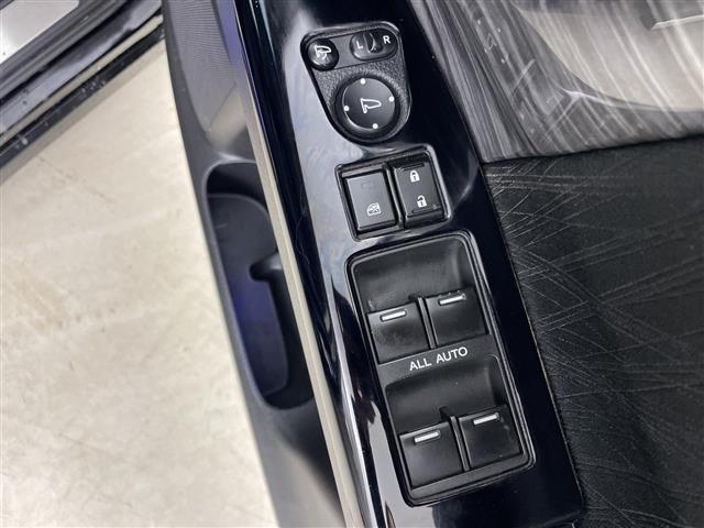 オデッセイ アブソルート・ＥＸ　・ワンオーナー・４ＷＤ・寒冷地仕様・純正ナビ・バックカメラ・両側パワースライドドア・クルーズコントロール・ブラインドスポットモニター・ハーフレザーシート・ドアミラーヒーター・ビルトインＥＴＣ（19枚目）