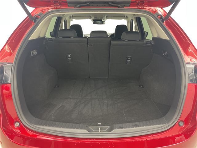 ＣＸ－５ ＸＤ　プロアクティブ　４ＷＤ　ＢＯＳＥサウンド　純正ナビ　バックサイドカメラ　ｉ－ＡＣＴＩＶＳＥＮＳＥ　アイドリングストップ　ステアリングスイッチ　ステアリングヒーター　前席シートヒーター　Ｄ席パワーシート　ＥＴＣ（31枚目）