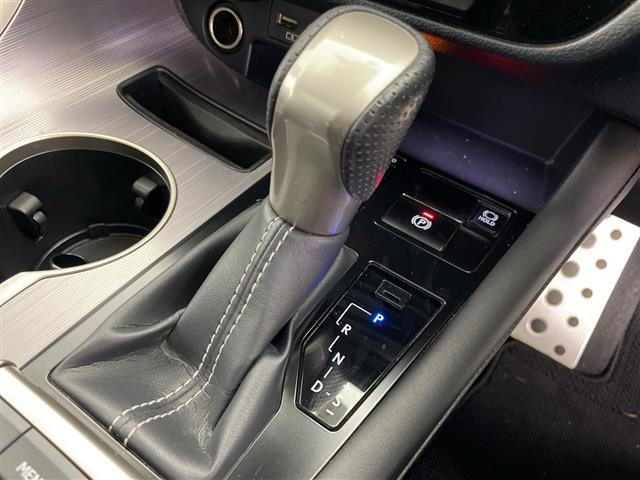 RX RX450h 4WD サンルーフ 純正ナビ・全方位カメラ パワーバックドア レクサスセーフティーシステム オートクルーズコントロール ブラインドスポットモニター パドルシフト レザーシート 前席パワーシート LED(15枚目)