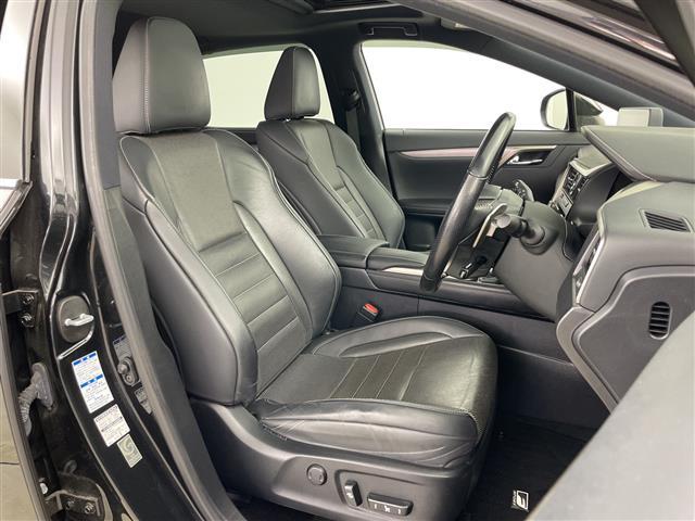 RX RX450h 4WD サンルーフ 純正ナビ・全方位カメラ パワーバックドア レクサスセーフティーシステム オートクルーズコントロール ブラインドスポットモニター パドルシフト レザーシート 前席パワーシート LED(25枚目)