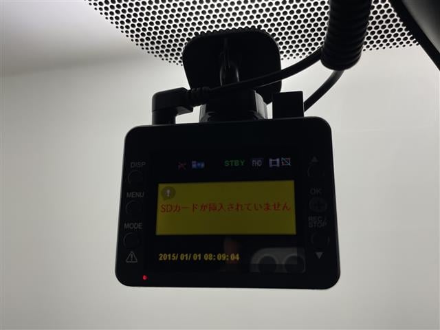 ハリアーハイブリッド プレミアム　スタイルモーヴ　４ＷＤ　モデリスタエアロ（フロント，サイド，リア）　社外ナビ　バックカメラ　パワーバックドア　クルーズコントロール　ハーフレザーシート　Ｄ席シートメモリー　前席パワーシート　前席シートヒーター　ＥＴＣ（19枚目）