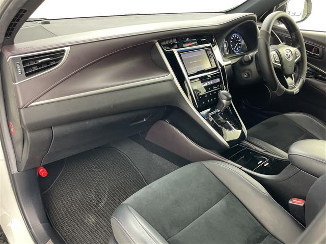 ハリアーハイブリッド プレミアム　スタイルモーヴ　４ＷＤ　モデリスタエアロ（フロント，サイド，リア）　社外ナビ　バックカメラ　パワーバックドア　クルーズコントロール　ハーフレザーシート　Ｄ席シートメモリー　前席パワーシート　前席シートヒーター　ＥＴＣ（25枚目）