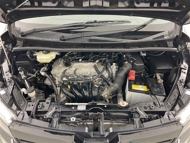 ヴォクシー ZS 煌II 4WD 寒冷地仕様 純正ナビ バックカメラ 両側パワースライド 純正フリップダウンモニター クルーズコントロール ビルトインETC 純正ドライブレコーダー LEDヘッドライト オートライト(6枚目)