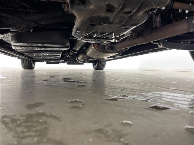 ヴォクシー ZS 煌II 4WD 寒冷地仕様 純正ナビ バックカメラ 両側パワースライド 純正フリップダウンモニター クルーズコントロール ビルトインETC 純正ドライブレコーダー LEDヘッドライト オートライト(7枚目)