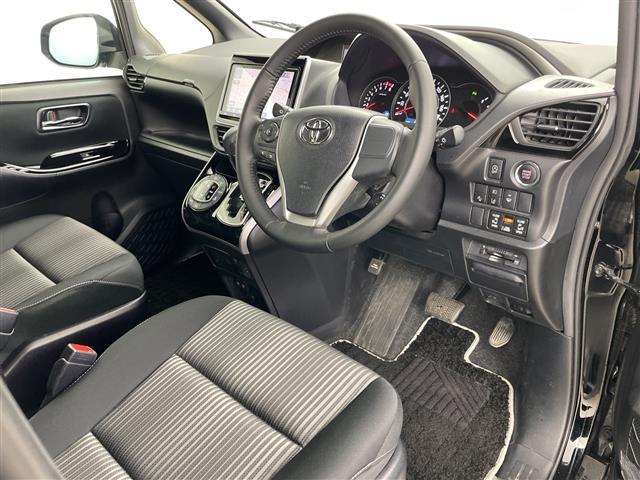 ヴォクシー ZS 煌II 4WD 寒冷地仕様 純正ナビ バックカメラ 両側パワースライド 純正フリップダウンモニター クルーズコントロール ビルトインETC 純正ドライブレコーダー LEDヘッドライト オートライト(21枚目)